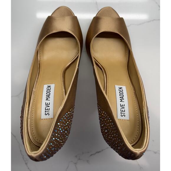 Steve Madden Peep-toe Platform Pumps Heels, Gold Satin, Rhinestones, Size 7, NIB - Picture 8 of 10